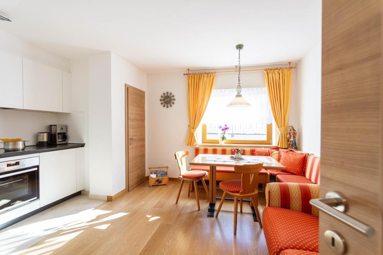 Apartment Sabrina Santa Cristina Val Gardena Екстер'єр фото